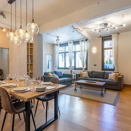 New! Lovely 3-bedroom Loft In * Бильбао