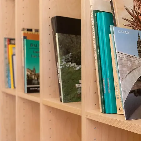 Daire New! Lovely 3-bedroom Loft In *