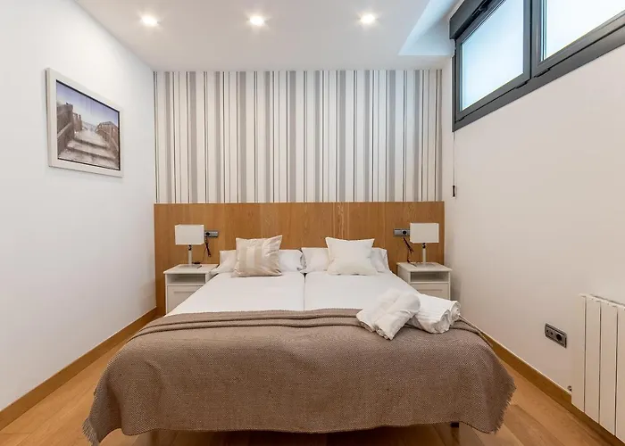 New! Lovely 3-bedroom Loft In Апартаменти Більбао