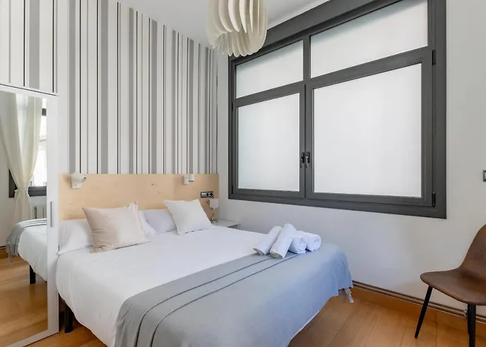 New! Lovely 3-bedroom Loft In *