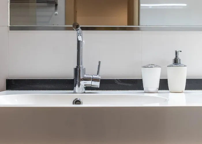 New! Lovely 3-bedroom Loft In Апартаменти