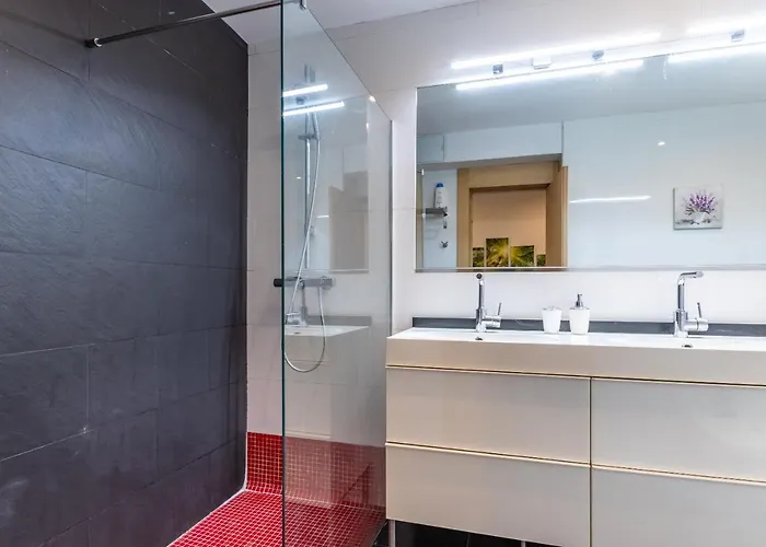 New! Lovely 3-bedroom Loft In Apartamento *